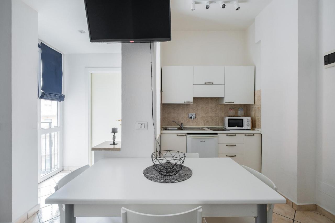 Delia'S Studios In The City Center By Wonderful Italy Bologna Exteriör bild
