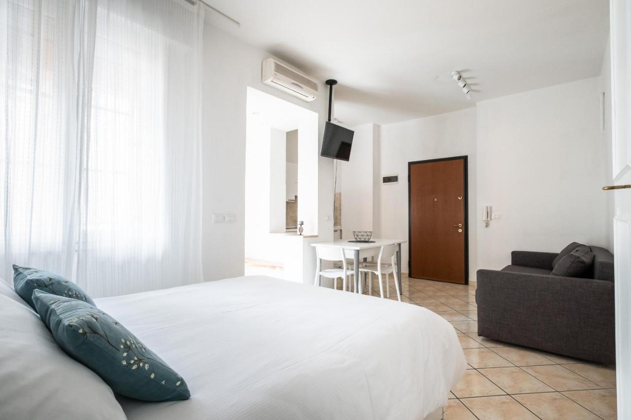 Delia'S Studios In The City Center By Wonderful Italy Bologna Exteriör bild