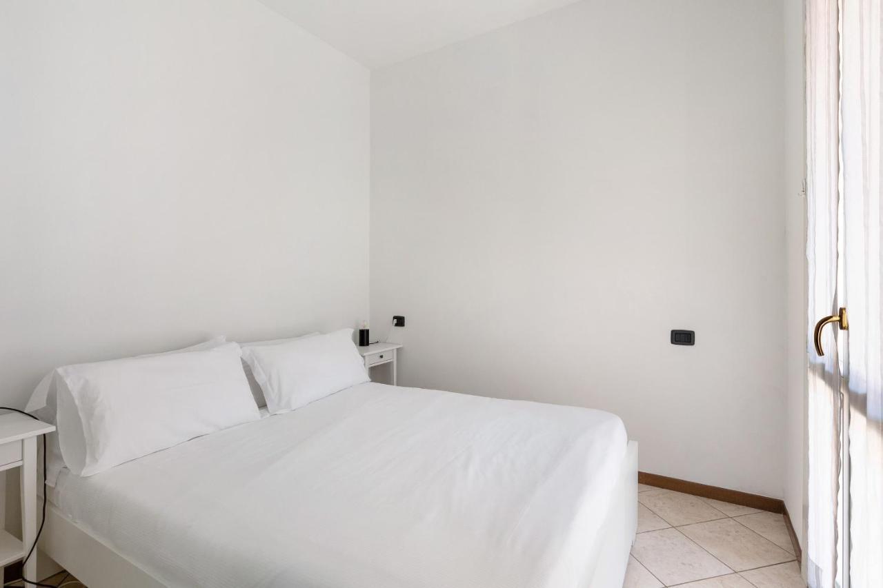 Delia'S Studios In The City Center By Wonderful Italy Bologna Exteriör bild